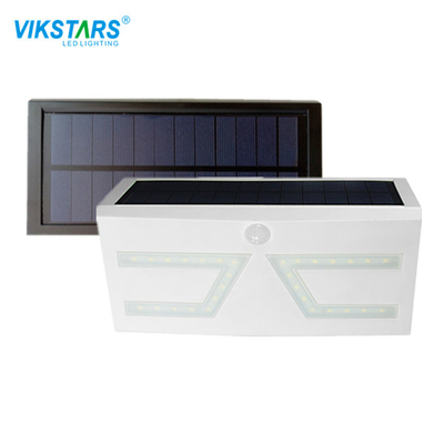 5w एलईडी आउटडोर सौर ऊर्जा संचालित गार्डन लाइट्स 120Deg 3.2V / 3000mA SMD3528 RGB