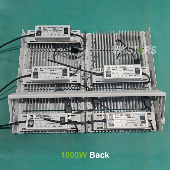 अच्छी कीमत 100W मॉड्यूल बाढ़ रोशनी IP65 जलरोधक उच्च स्टेडियम मस्तूल प्रकाश परावर्तक 9