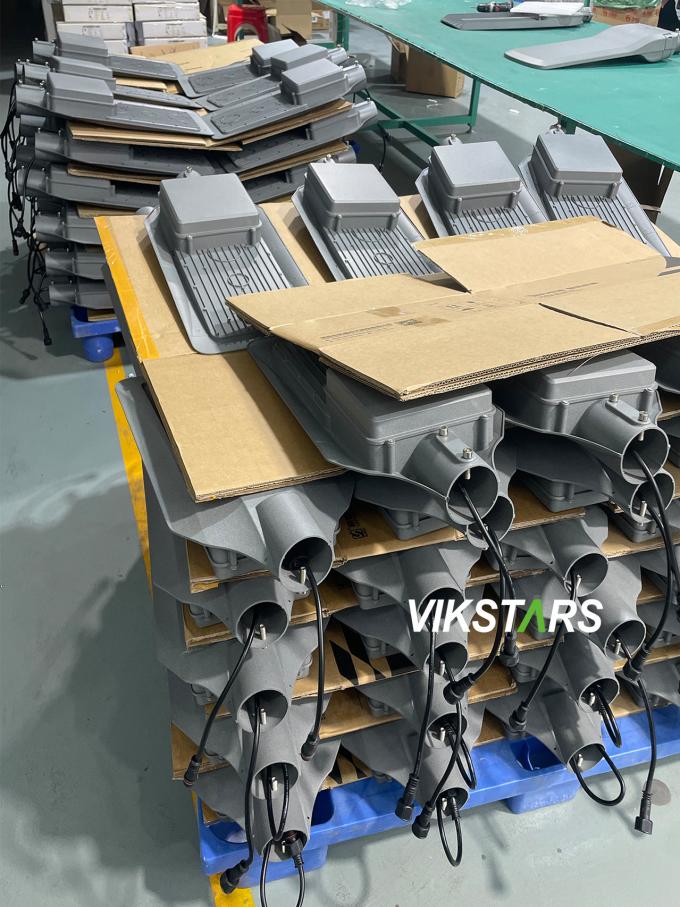 150W एलईडी स्ट्रीट लाइट्स 300W 500W सोलर स्ट्रीट लैंप मुख्य सड़क के लिए 13